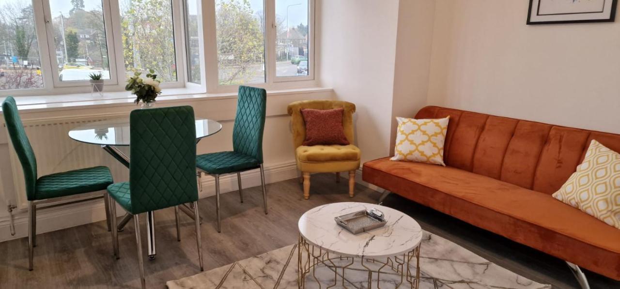 1 Bedroom Apartment - Flitwick - Contractor Friendly - Tourist Ready - Full Kitchen - Wifi - Smart Tv - Sofa Bed - Free Parking - Ideal For Short Or Long Stays ภายนอก รูปภาพ